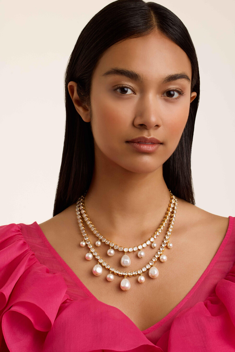 divinaa parel- en kristallen statement ketting