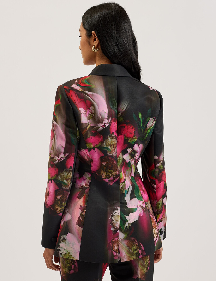 okuni - getailleerd jasje met bloemenprint
