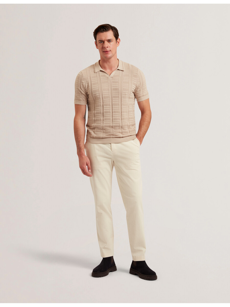 ruzza - ss polo met open hals en textuur