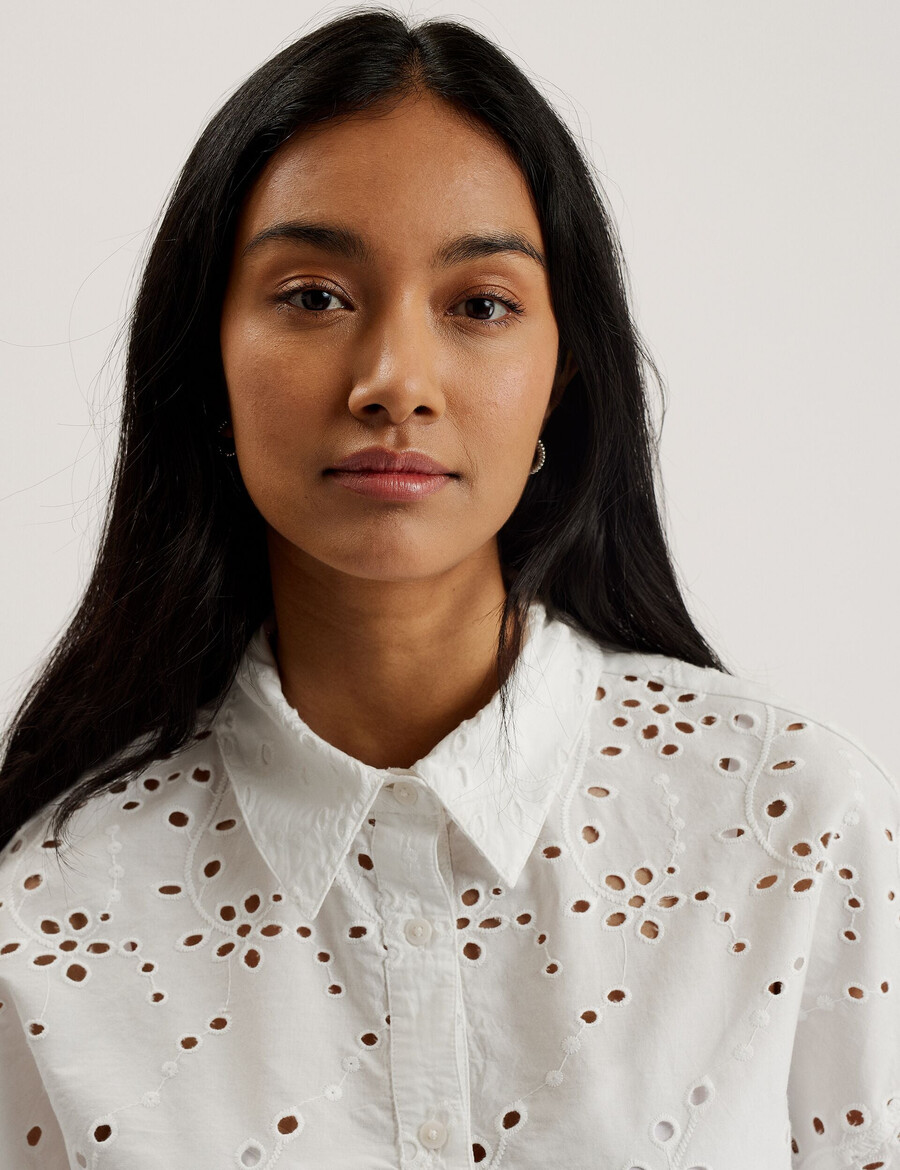 kilkis - geborduurd cropped shirt
