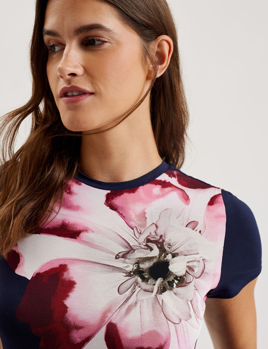 louannn - getailleerd t-shirt met ronde hals en print