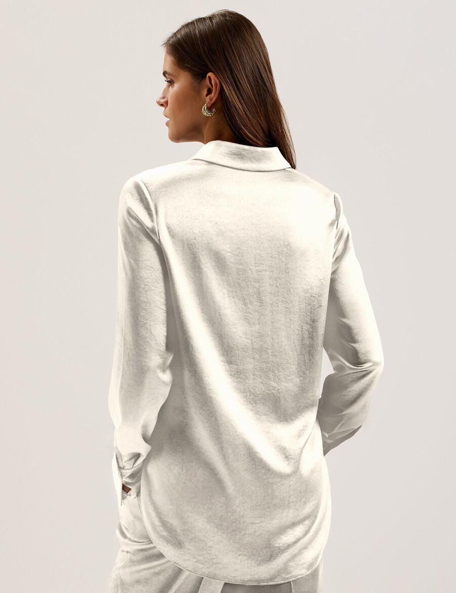sonora - lange satijnen blouse met bedekte sluiting